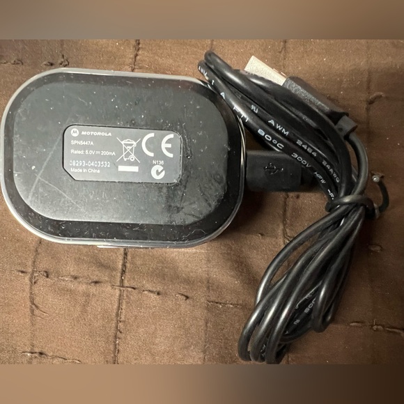 Motorola Ear Piece - Picture 3 of 8